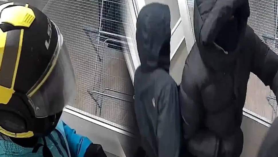 Londra'da evi basılan Türk, tek başına 4 soyguncuyu kovaladı