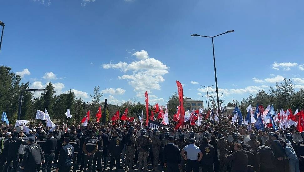 TDP Gençlik Örgütü: Gençlik susmaz; bu düzeni kabul etmiyoruz!