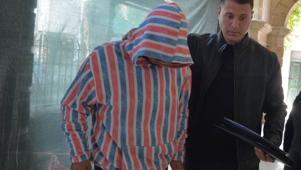 Aracında baygın bulundu: Uyuşturucu kullandığı belirlendi, teminata bağlandı