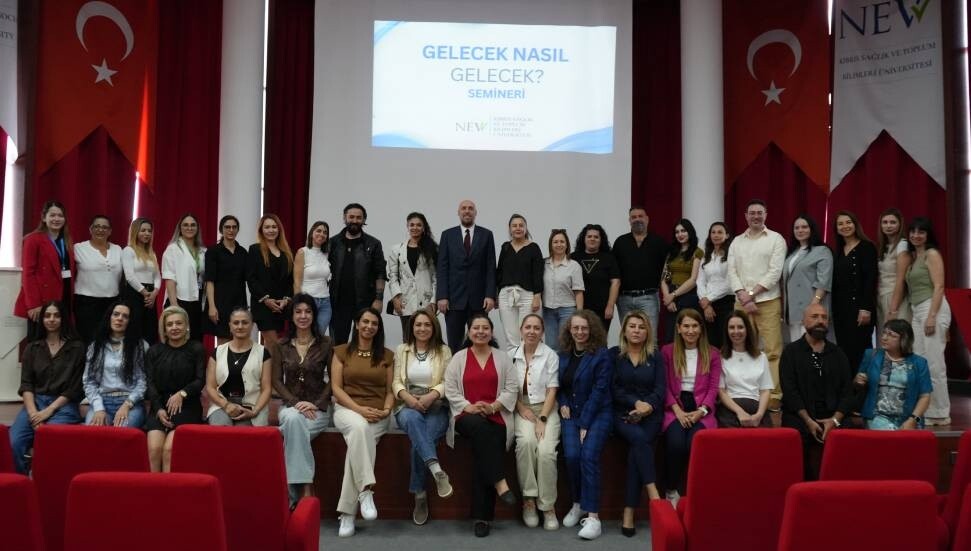 KSTÜ’de Yapay Zeka ve İnsanlığın Geleceği masaya yatırıldı