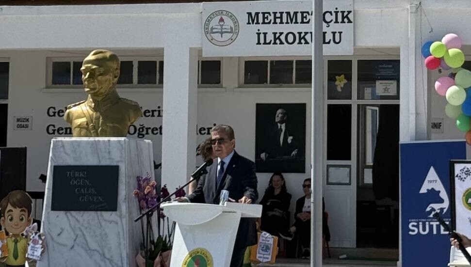 Üstel, Süt Haftası kapsamında Mehmetçik İlkokulu’nu ziyaret etti: Gelecek çocukların ellerinde