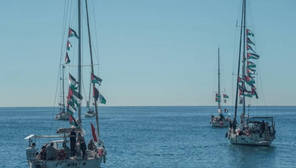“Global Sumud Flotilla” filosunun ikinci teknesi Baf limanına çekildi