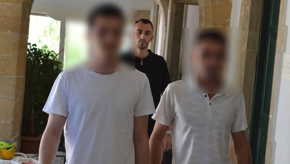 2 gram uyuşturucu ile yakalandılar: 3 gün tutuklu kalacaklar