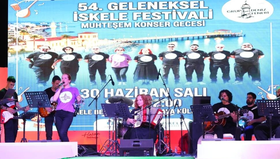 Geleneksel İskele Festivali’nde yerli sanatçılar konseri düzenlendi