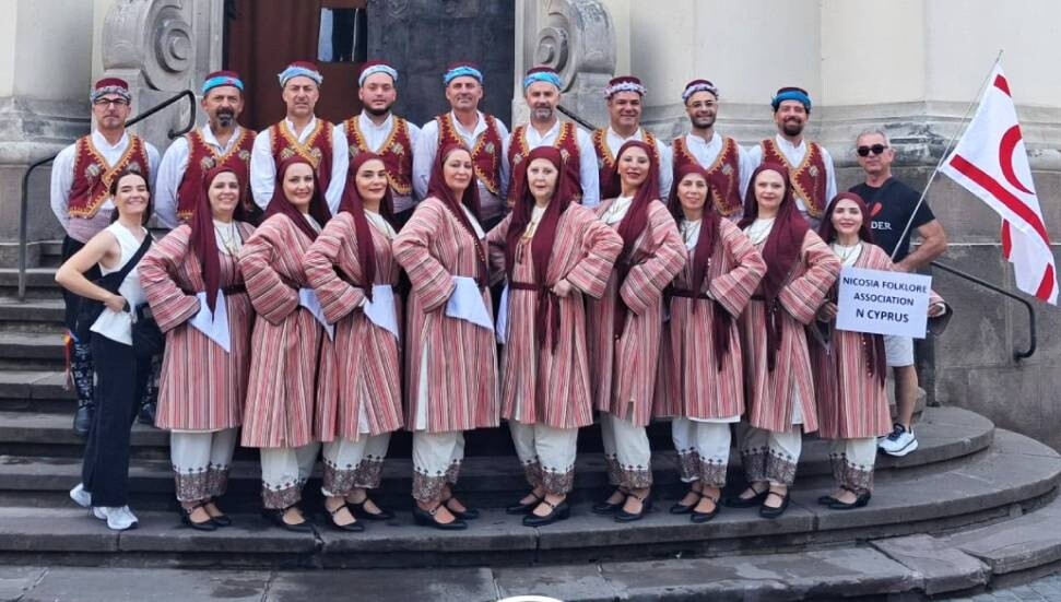 Folk-Der Macaristan'dan ödülle döndü