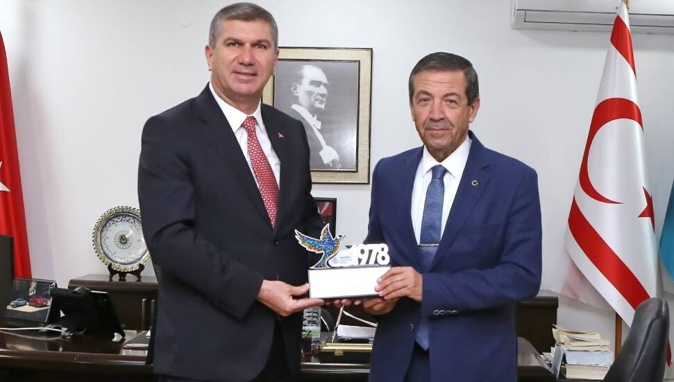 Ertuğruloğlu, Akdeniz Belediyeler Birliği heyetini kabul etti: Birliğin çalışmaları konuşuldu