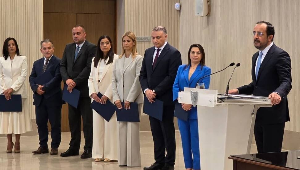 Güney Kıbrıs’ta yeni kabine göreve başladı