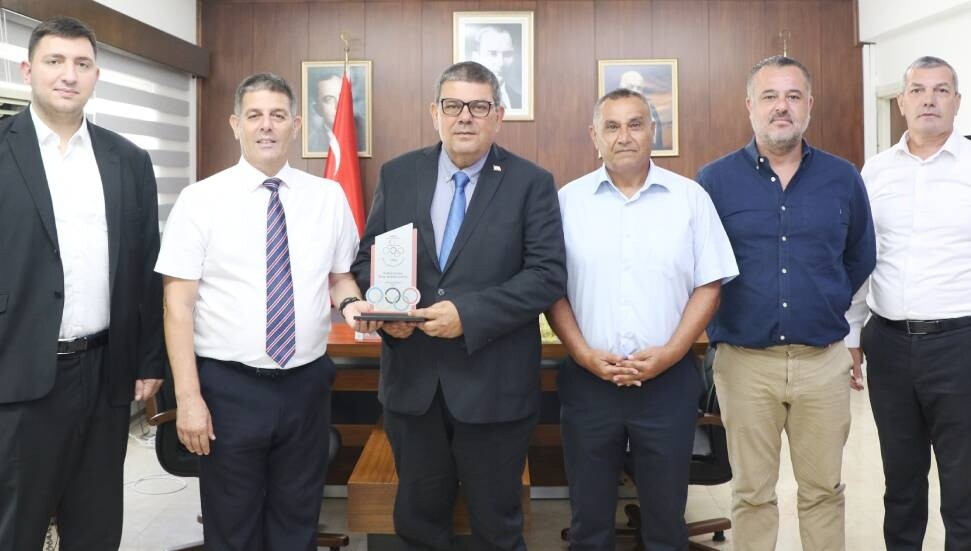 Özdemir Berova: Spor ve gençler desteklenmeli
