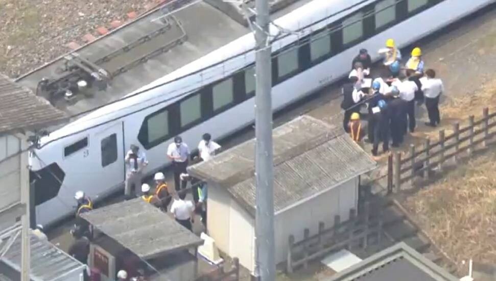 Japonya'da hızlı trenin çarptığı 4 işçi hayatını kaybetti