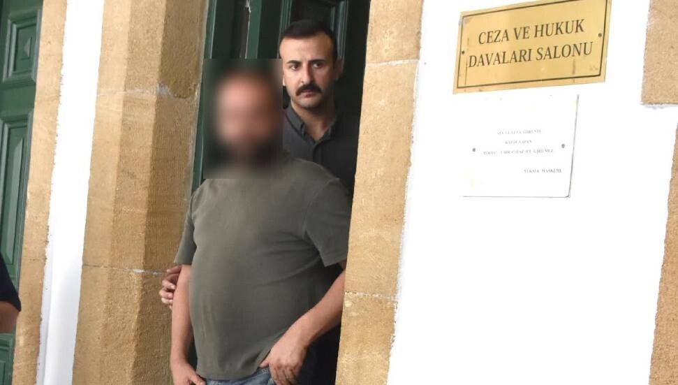 Eşini spiral iş aletiyle öldüren zanlıya, uyuşturucu verdiği iddia edildi: 2 gün daha tutuklu kalacak