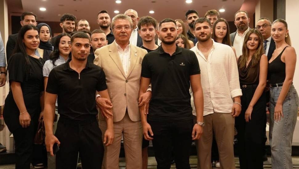 Üstel: Genç konut projesiyle 5 bin gencimizi yuva sahibi yapacağız