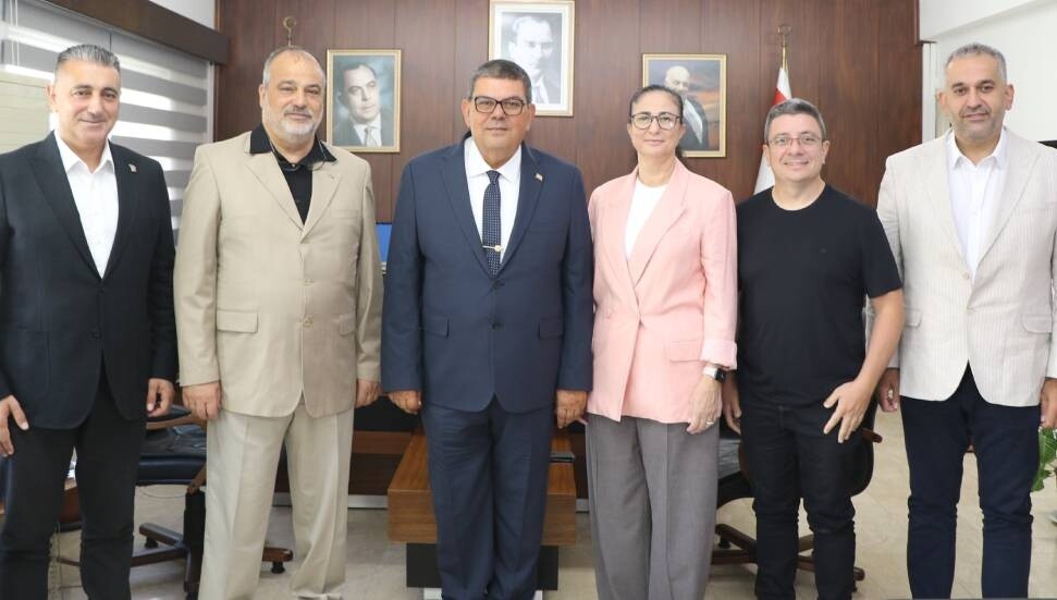 Berova, İşverenler Sendikası heyetini kabul etti: İş dünyasının karşılaştığı sorunlar konuşuldu