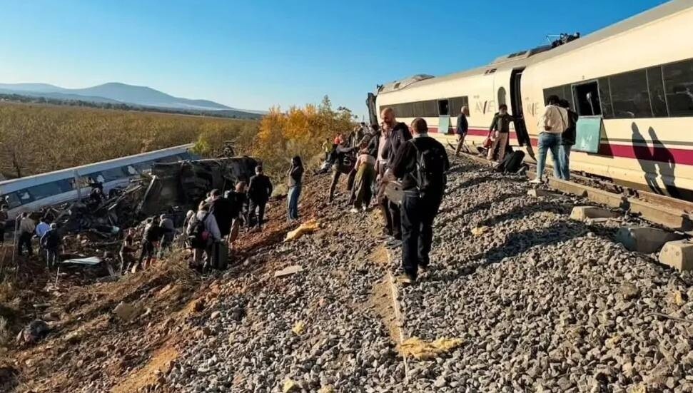 İspanya'daki tren kazasında ölü sayısı 64'e yükseldi