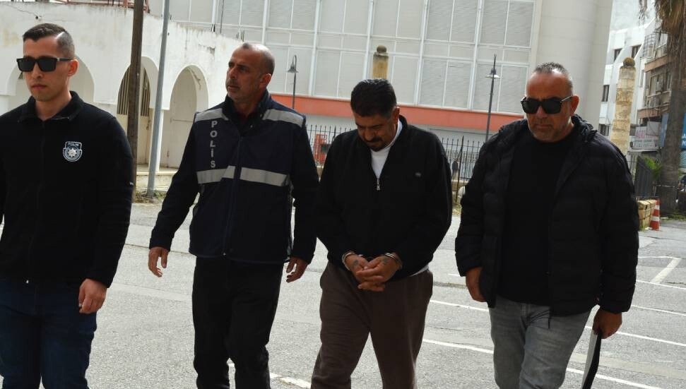 Sahte parayla benzin aldı: Parayı kimden aldığımı söyledim, evde bulunanlar oyundan kalma