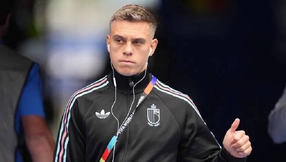 Beşiktaş, Belçikalı futbolcu Trossard'ın transferi için görüşmelere başlandığını açıkladı