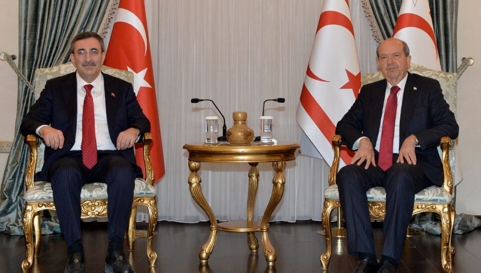 Cumhurbaşkanı Ersin Tatar ile Türkiye Cumhurbaşkanı Yardımcısı Cevdet Yılmaz bir araya geldi