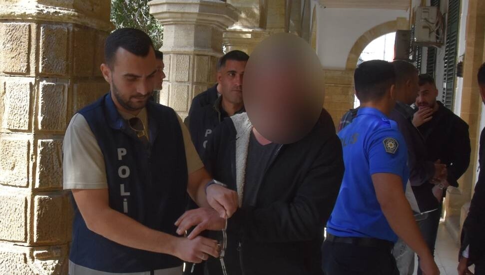 Bostancı Sınır Kapısı’nda 11 kilo 400 gram kaçak et ele geçirildi: 1 tutuklu