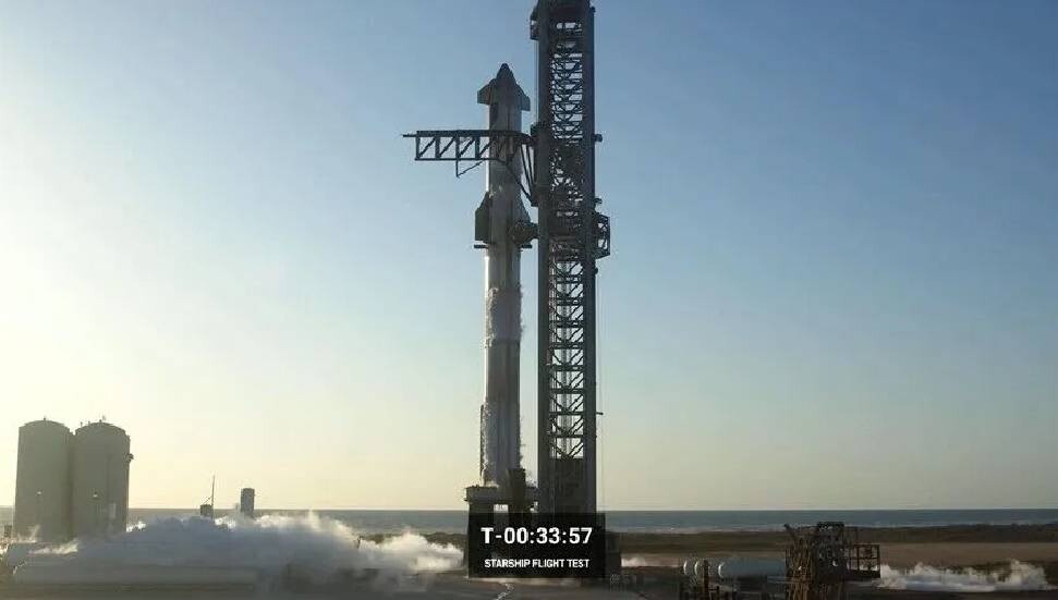SpaceX'in Starship roketinin 13. test uçuşu, motorlardan bazılarının çalışmaması nedeniyle iptal edildi