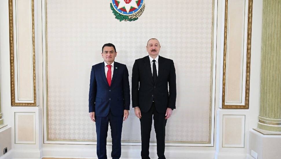 Dursun Oğuz, Azerbaycan'ın Bağımsızlık Günü'nü kutladı