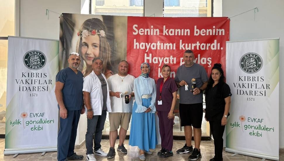 Evkaf İyilik Gönüllüleri ekibinden kan bağışına destek