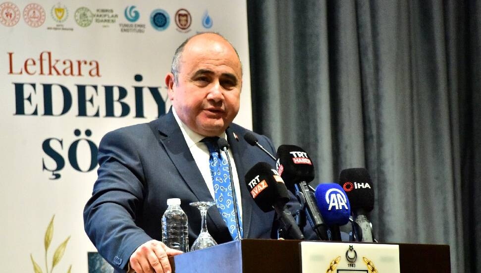 Başçeri, Lefkara Edebiyat Şöleni'nin açılış töreninde konuştu: Günlük hayatın kaosları içinde edebiyat bir sığınak