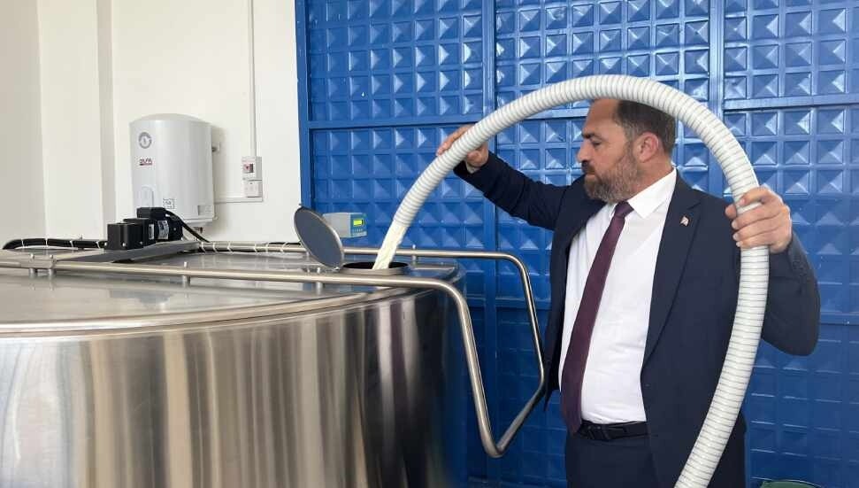 Hüseyin Çavuş, Vadili Süt Toplama Merkezi’ni ziyaret etti