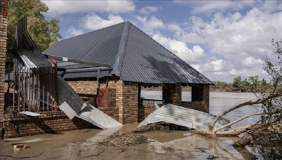 Güney Afrika'daki sel felaketinde ölenlerin sayısı 67'ye yükseldi