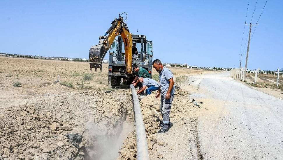 Yenikent-Öypaş Sitesi bölgesinde su hattı güçleniyor