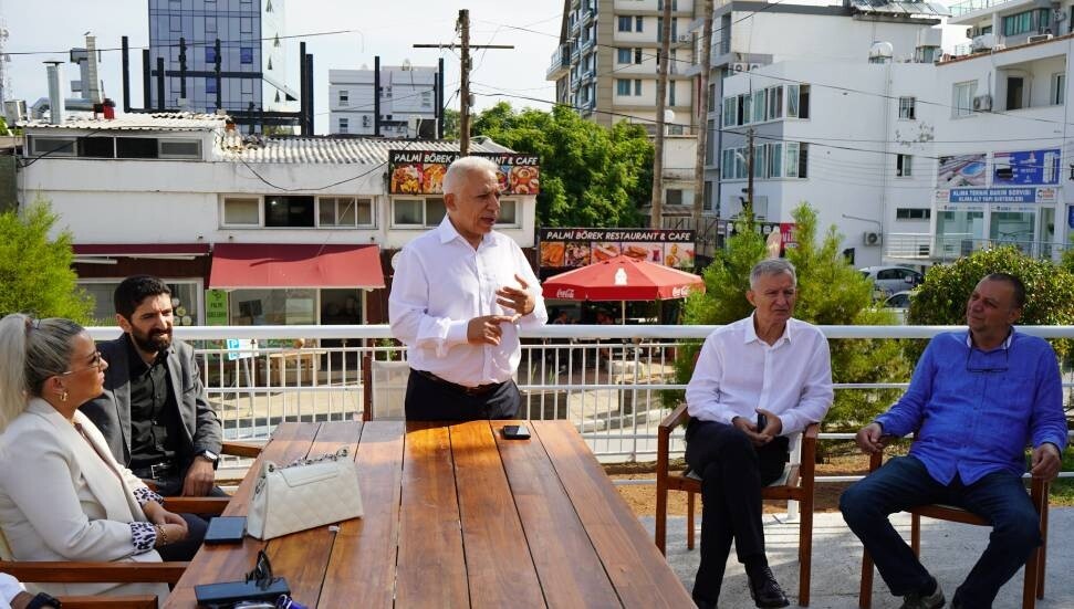 Dr. Bekir Paşaoğlu: Girne’de eğitime ve yerli istihdama belediye desteği şart