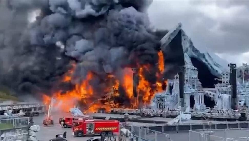 Belçika'da dünyaca ünlü müzik festivali Tomorrowland'in yapılacağı alanda yangın