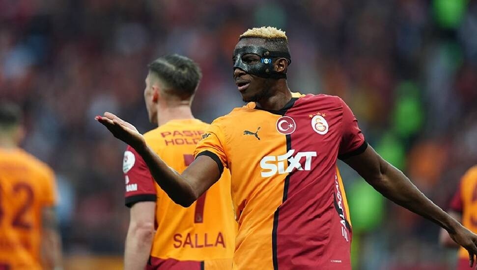 Galatasaray ilk yarıda fişi çekti