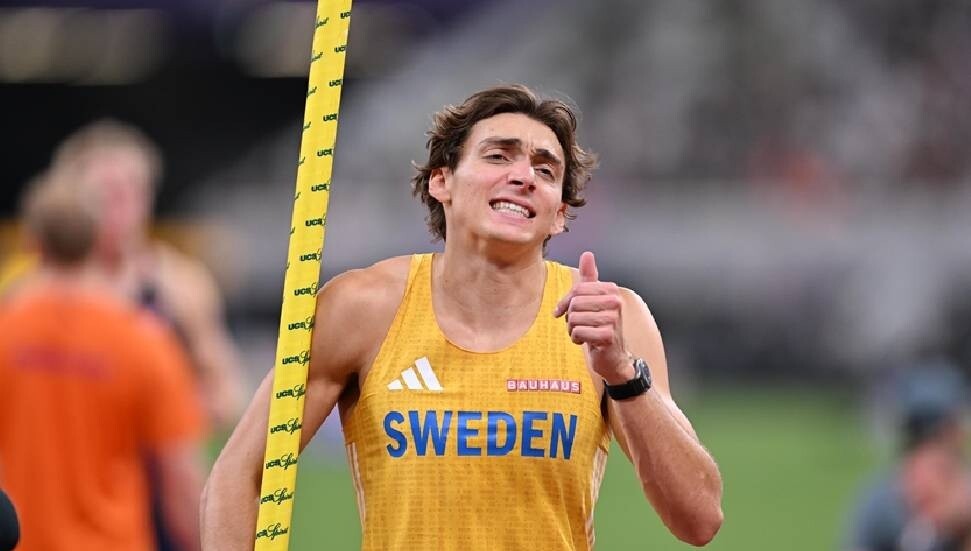 Sırıkla atlamacı Duplantis, 14. dünya rekorunu kırdı