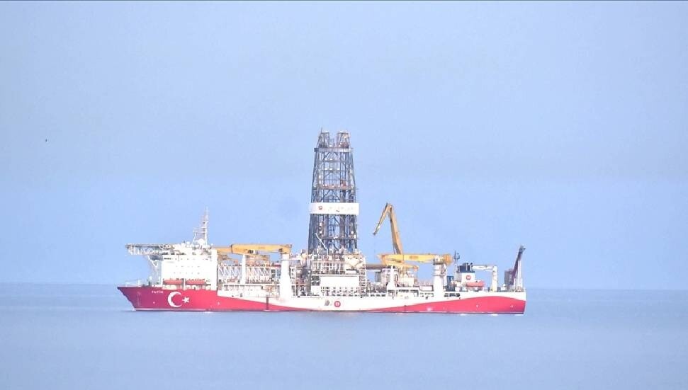 Türkiye'nin Doğu Akdeniz'deki sondaj ve sismik araştırma gemilerini geri çektiği iddiası yalanlandı