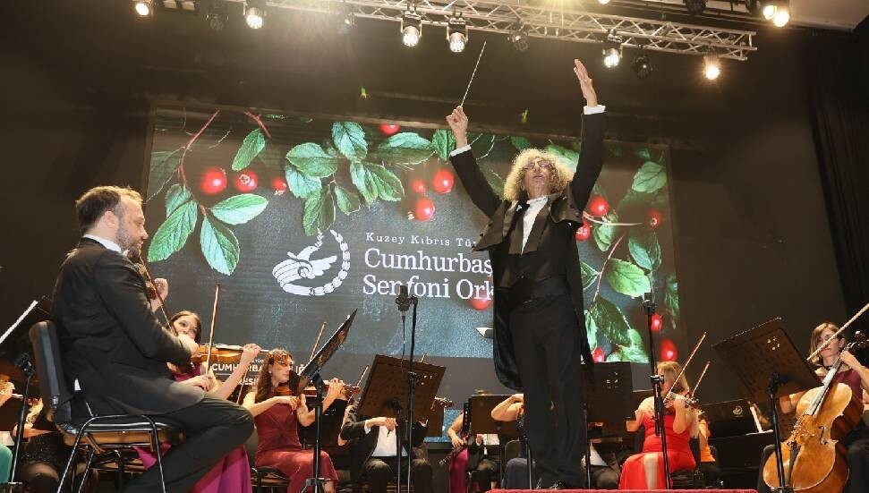 Cumhurbaşkanlığı Senfoni Orkestrası'ndan 'Yeni Yıl Konseri'