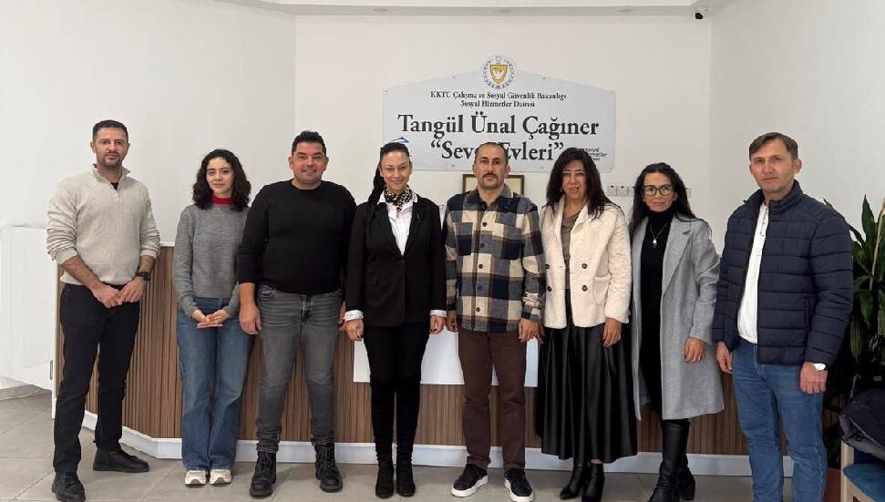 Değirmenlik Lisesi'nden “Yeni Yılda Hiçbir Çocuk Yalnız Değil” sloganlı sosyal sorumluluk projesi