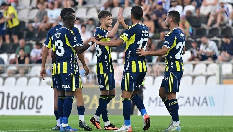 Fenerbahçe, yarın ikinci hazırlık maçında Uniao de Leiria ile karşılaşacak
