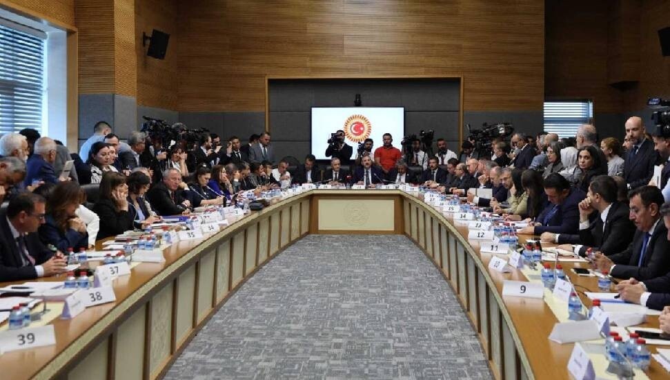 "Terörsüz Türkiye" yasa teklifi TBMM Adalet Komisyonu'nda kabul edildi