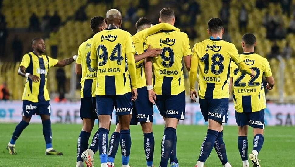 Fenerbahçe, Şampiyonlar Ligi 3. Eleme Turu’nda Feyenoord ile eşleşti