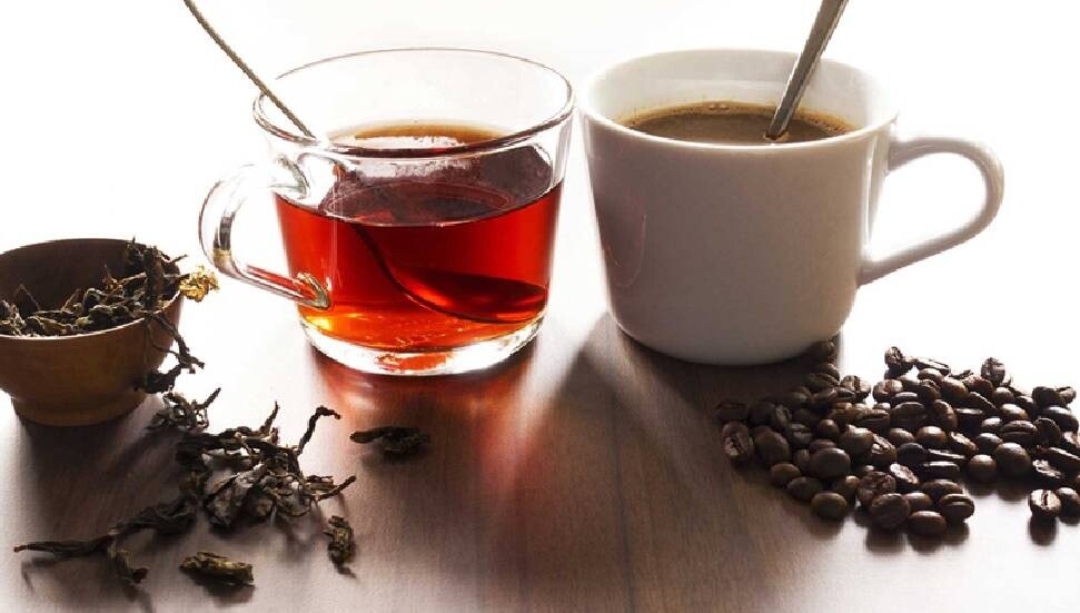 Çay ve kahveyi çok sıcak içmek kanser riskini artırıyor