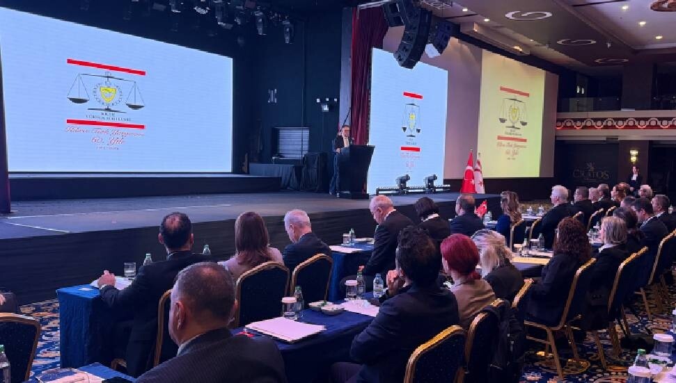 Yüksek Mahkeme’nin “Anayasal İfade Özgürlüğü ile Sosyal Medyanın Kesişimi” konulu konferansı başladı