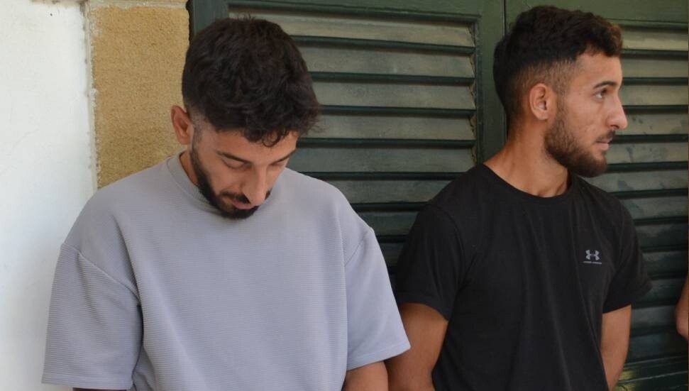 Sahtekarlıkla para temin ettiği iddia edilen Fırat Durmuş ve Emre Durmuş’a tutukluluk