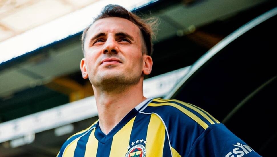 Fenerbahçe, Kerem Aktürkoğlu'nu kadrosuna kattı