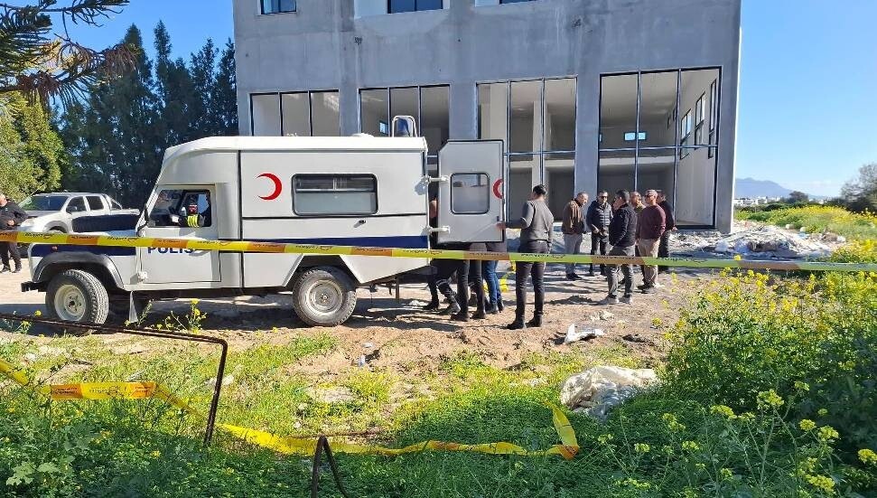 Lefkoşa'da inşaat alanında cansız beden bulundu