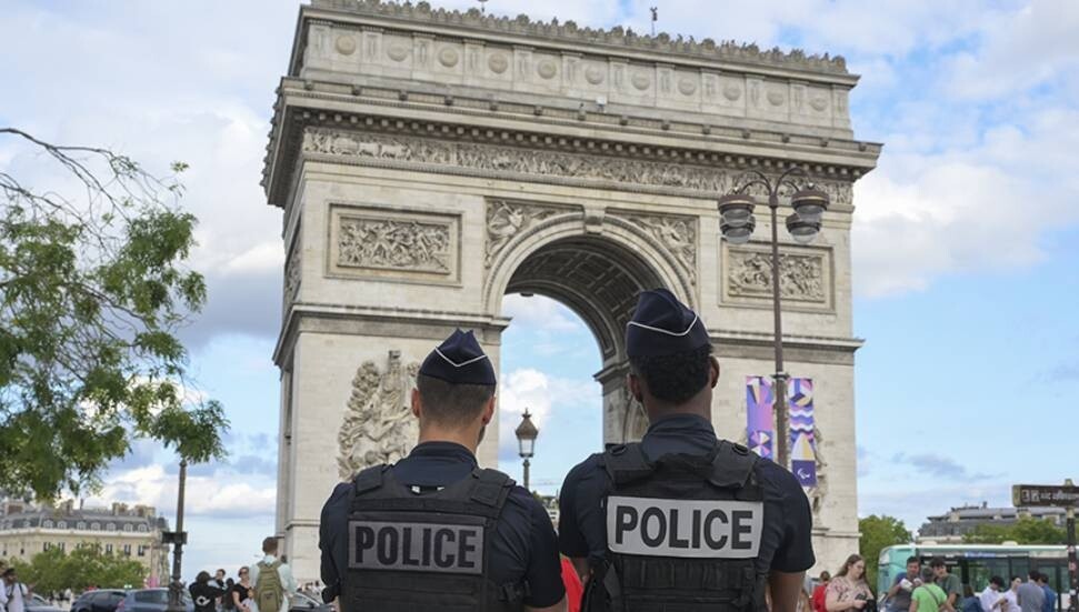 Paris'te İsrail maçı öncesinde bomba paniği!