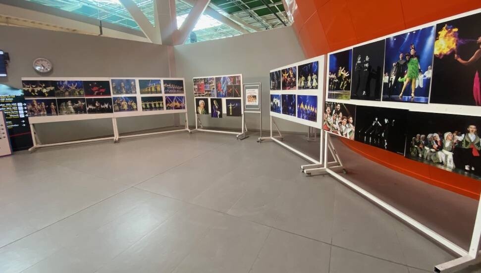 “FOGEM Folklor Şöleni 2025’ten Kareler” Ercan Havalimanı’nda açıldı