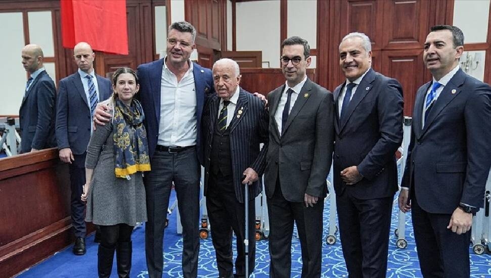 Fenerbahçe Kulübünde bayramlaşma töreni yapıldı