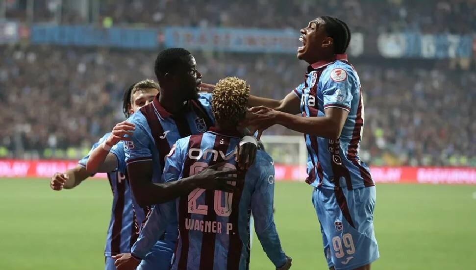 Onuachu'nun dublesi getirdi:  Ziraat Türkiye Kupası'nda şampiyon Trabzonspor