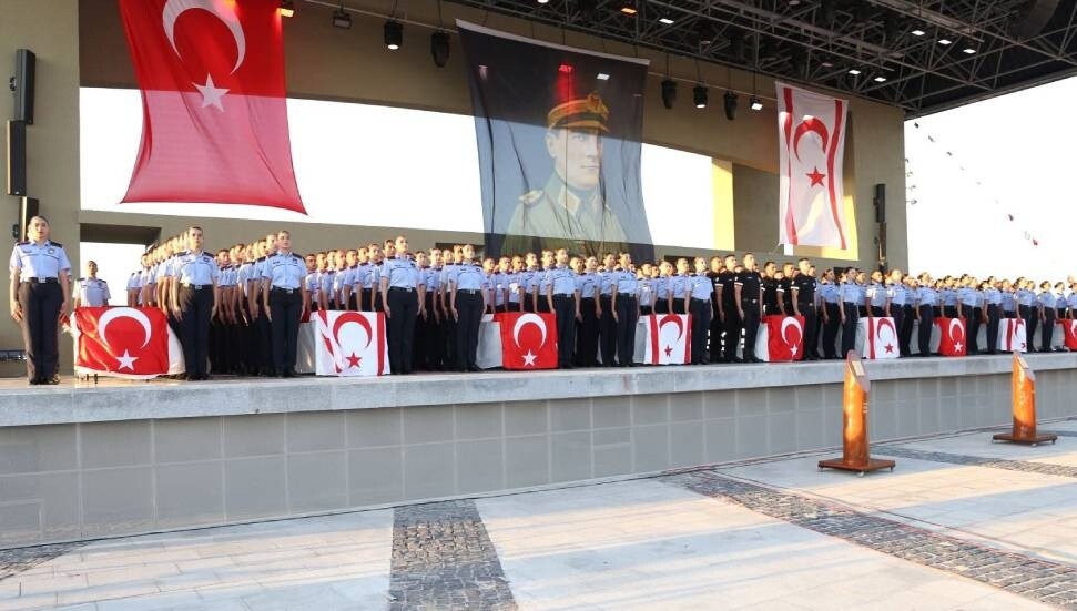 175 polis ve 25 itfaiye memuru yemin ederek göreve başladı
