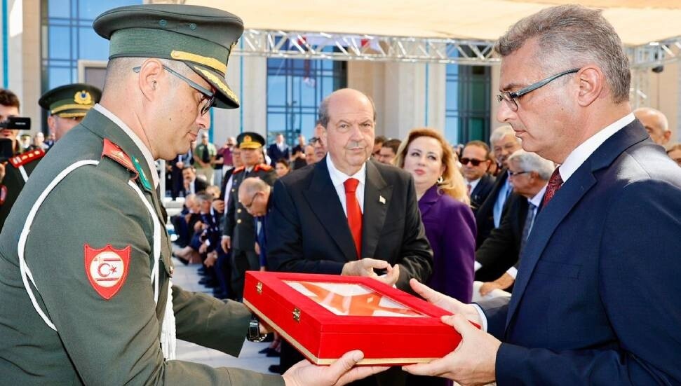 Cumhurbaşkanı Tufan Erhürman görevi 5. Cumhurbaşkanı Ersin Tatar’dan devraldı