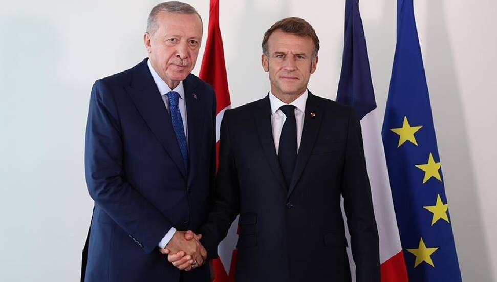 Erdoğan, Fransa Cumhurbaşkanı Macron ile bir araya geldi